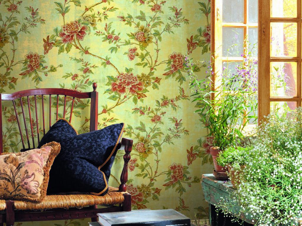 Как клеить вспененные виниловые обои